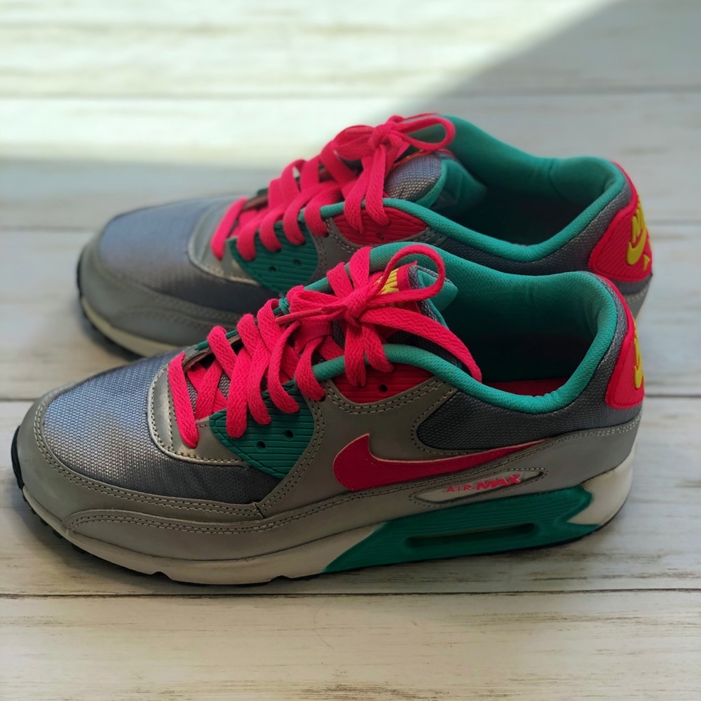 Nike Air Max - 6.5 Youth
